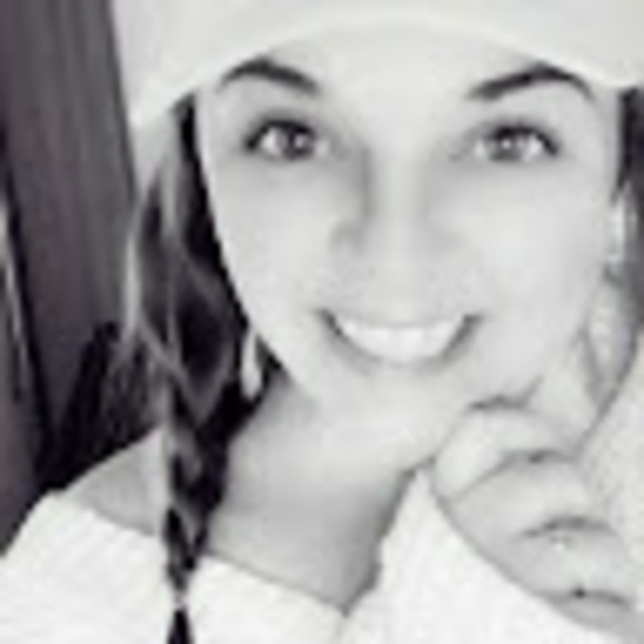 melaniemeado158